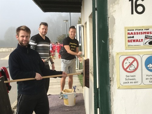 Verein packt beim Frühjahrsputz mit an